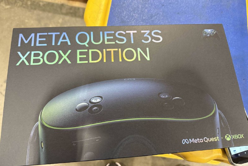 #传闻Meta Quest 3S Xbox版照片泄露，将在下周（6月24日）发布，售价399美元，包含3个月XGPU会员、一个Xbox无线控制器、一条Elite Strap头带